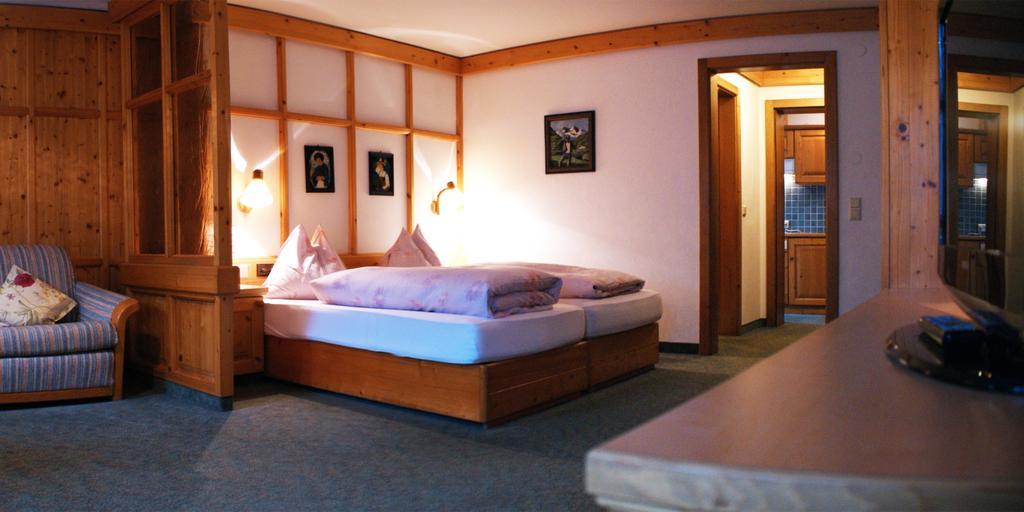 Hotel-Gasthof "Zur Muehle" Kaprun Szoba fotó