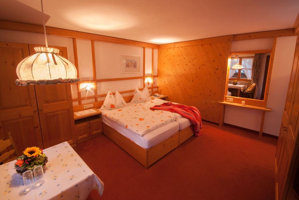 Hotel-Gasthof "Zur Muehle" Kaprun Szoba fotó