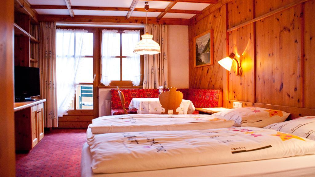 Hotel-Gasthof "Zur Muehle" Kaprun Szoba fotó